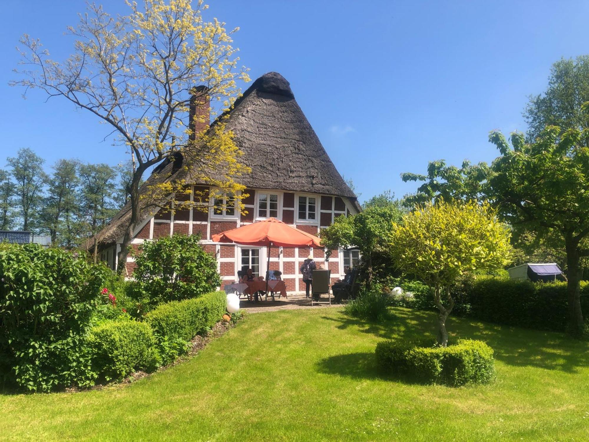 Altes Landhaus Oste, Klavier Appartement, 2 Zimmer Mit Kamin Hemmoor Exterior foto